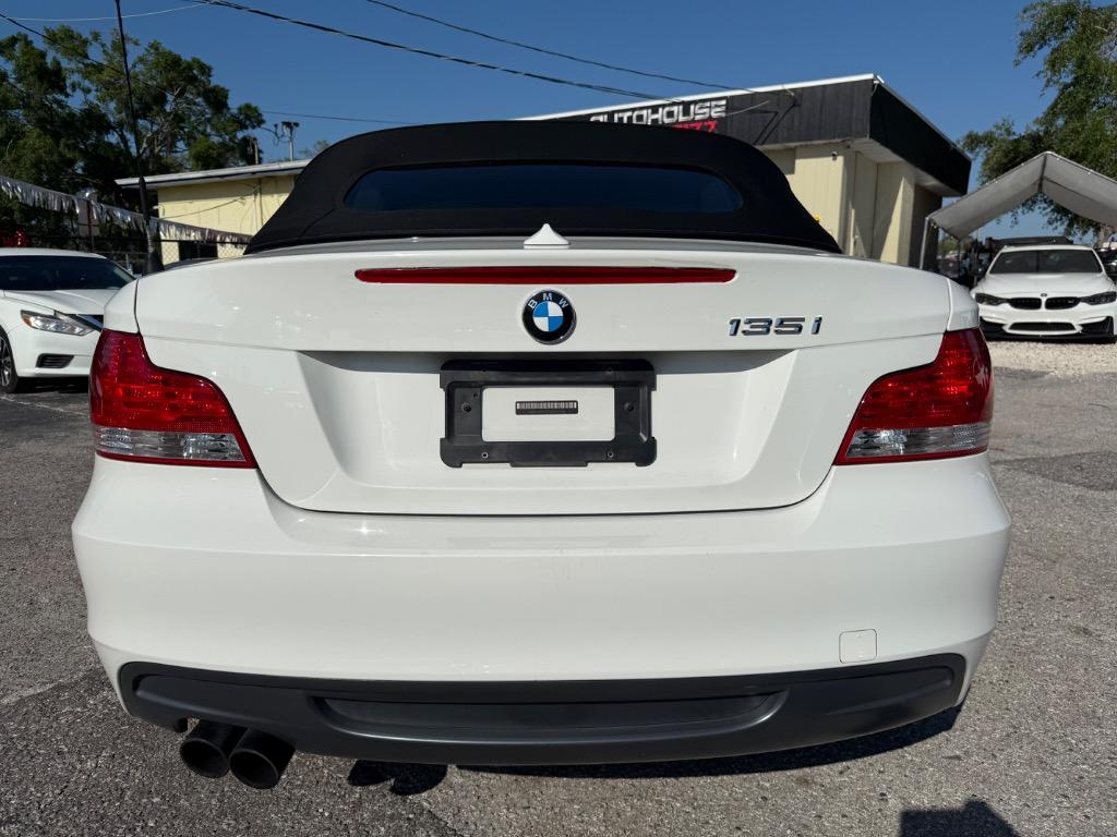 2010 BMW Legend 135i photo