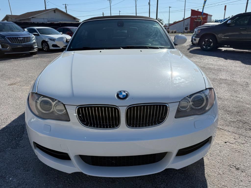 2010 BMW Legend 135i photo