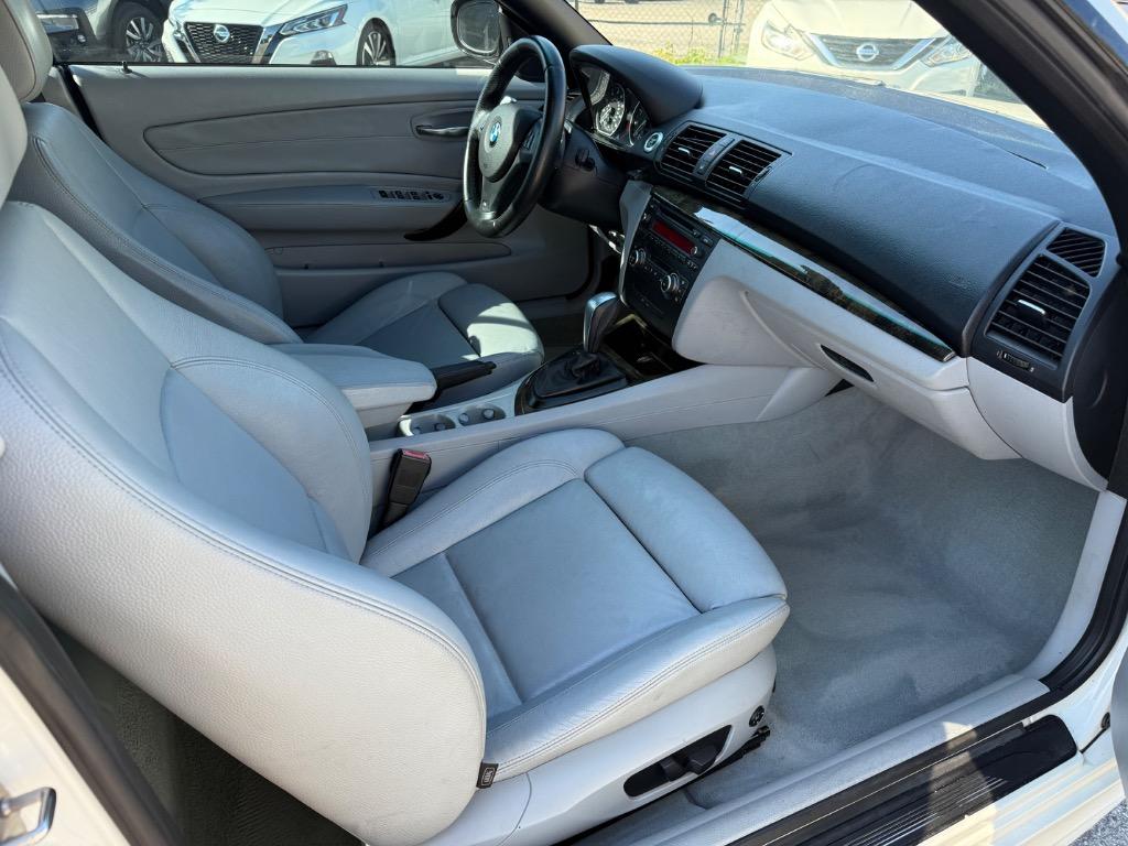 2010 BMW Legend 135i photo