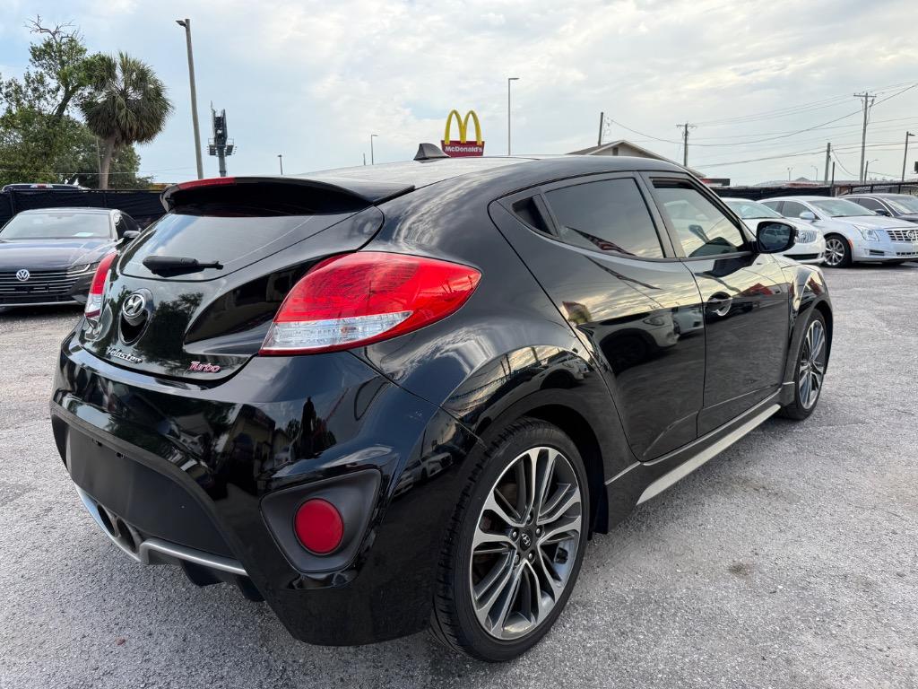 2016 Hyundai Veloster Turbo photo