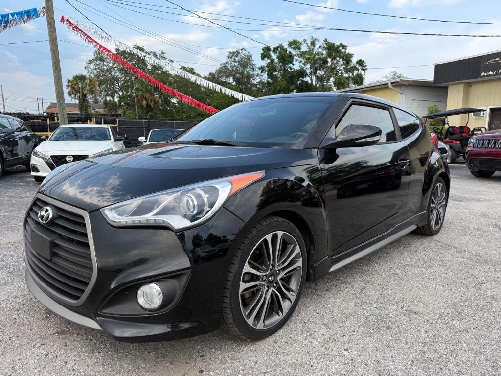 2016 Hyundai Veloster Turbo photo