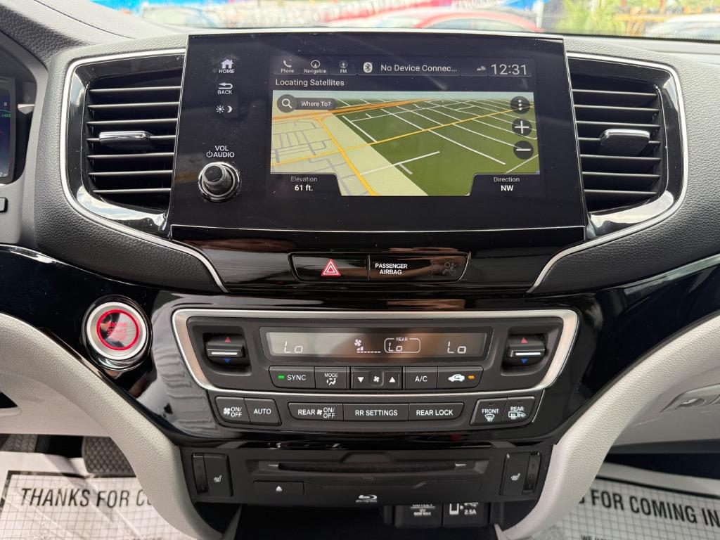 2020 Honda Pilot Touring photo
