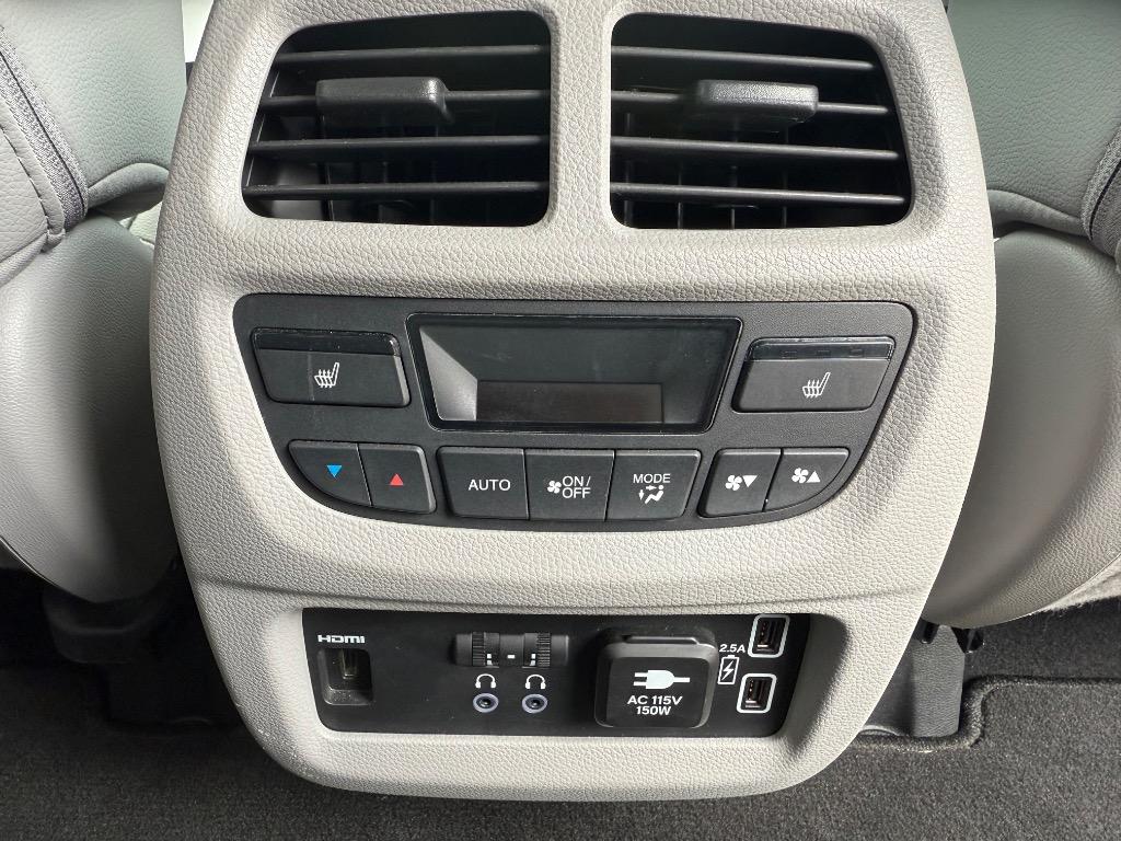2020 Honda Pilot Touring photo