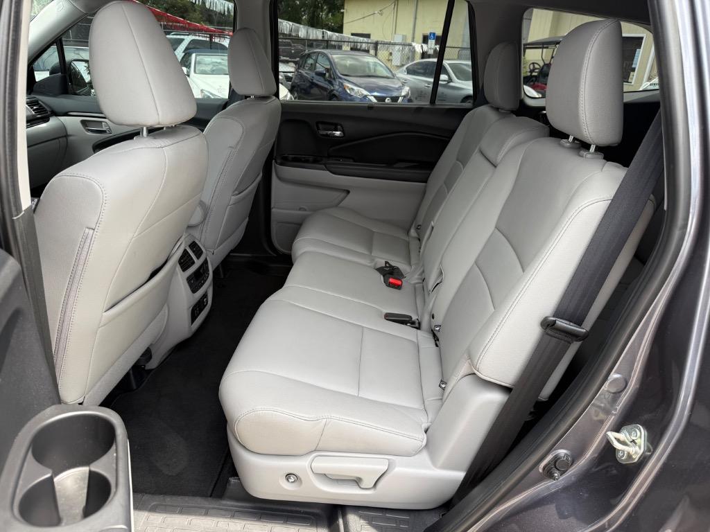 2020 Honda Pilot Touring photo