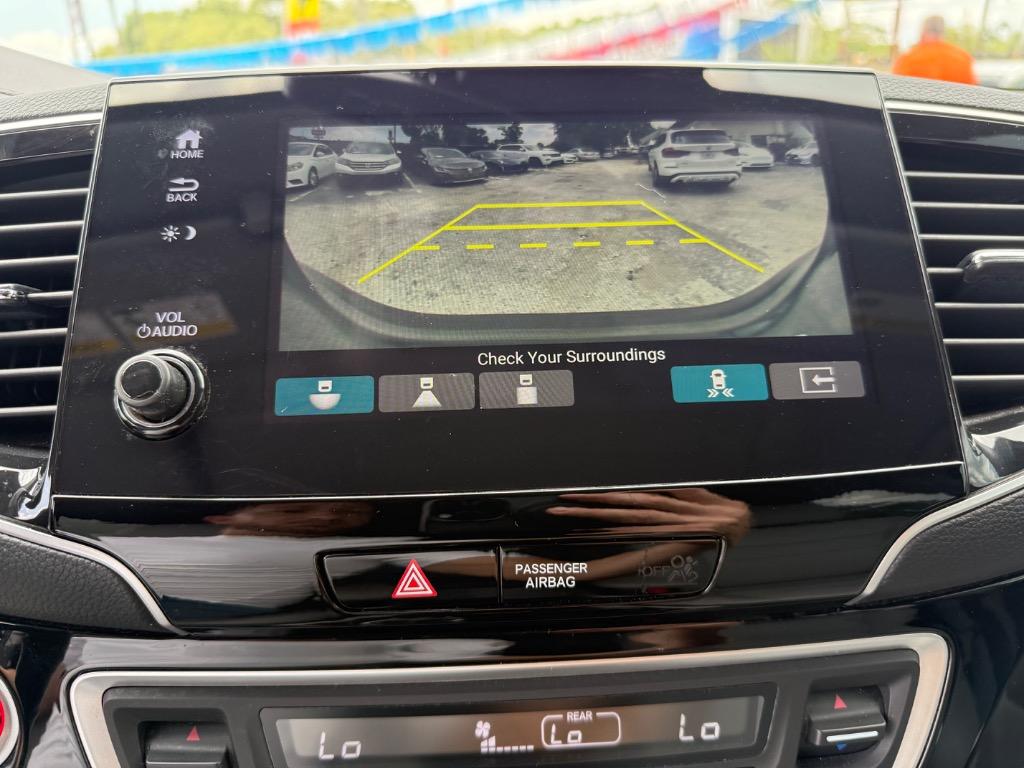 2020 Honda Pilot Touring photo