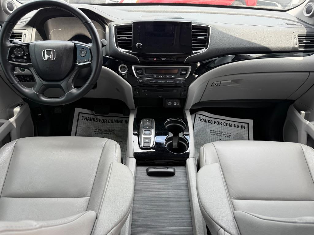 2020 Honda Pilot Touring photo