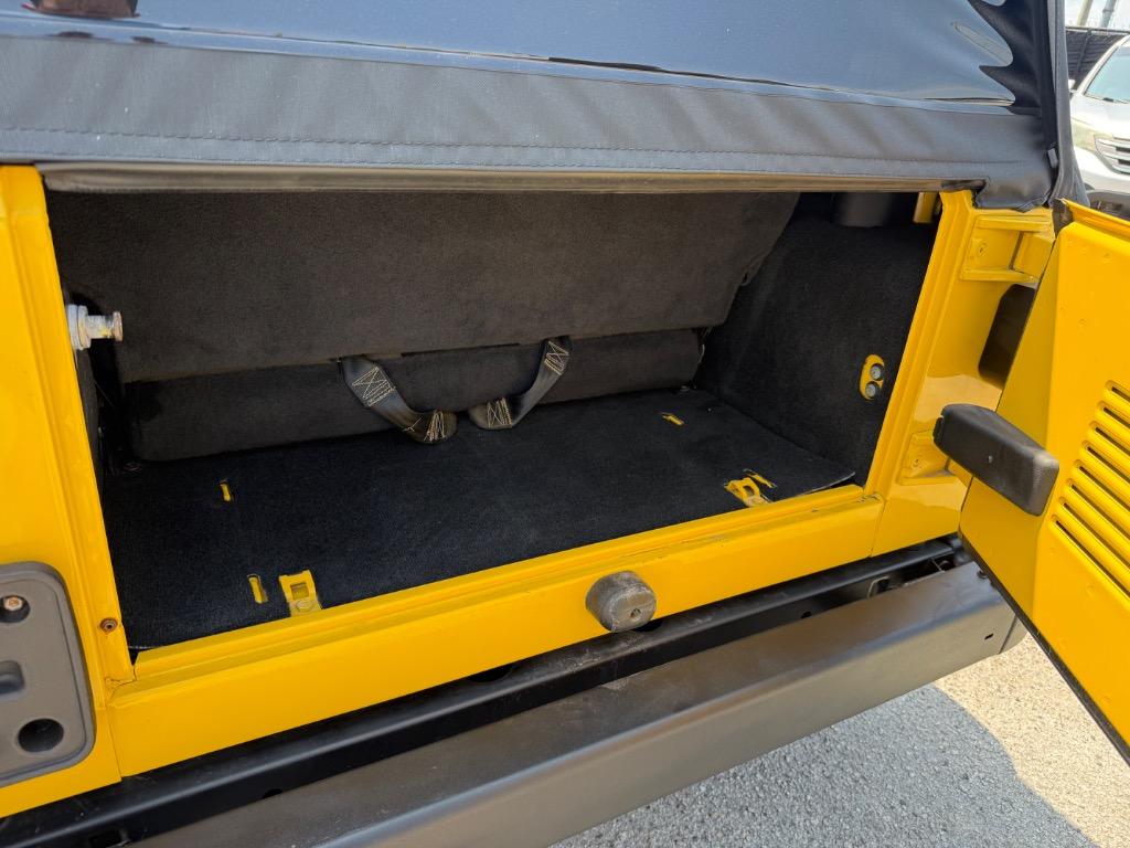 2004 Jeep Wrangler X photo