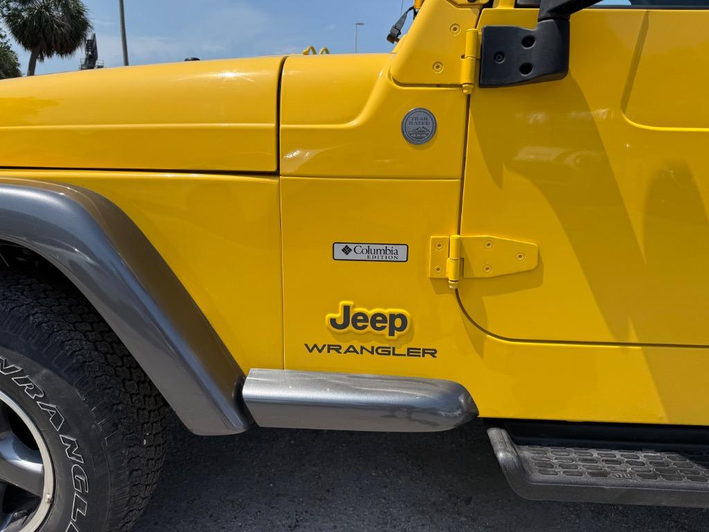2004 Jeep Wrangler X photo