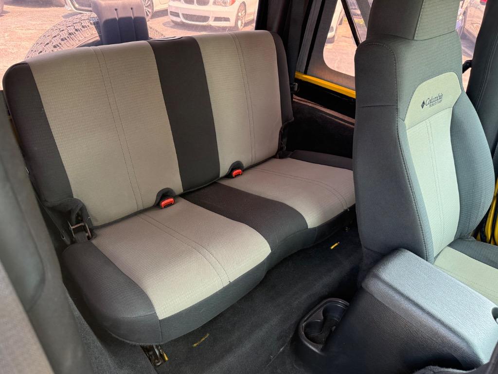 2004 Jeep Wrangler X photo