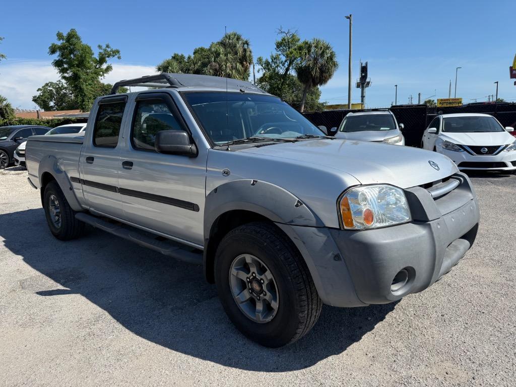 2002 Nissan Frontier XE-V6 photo