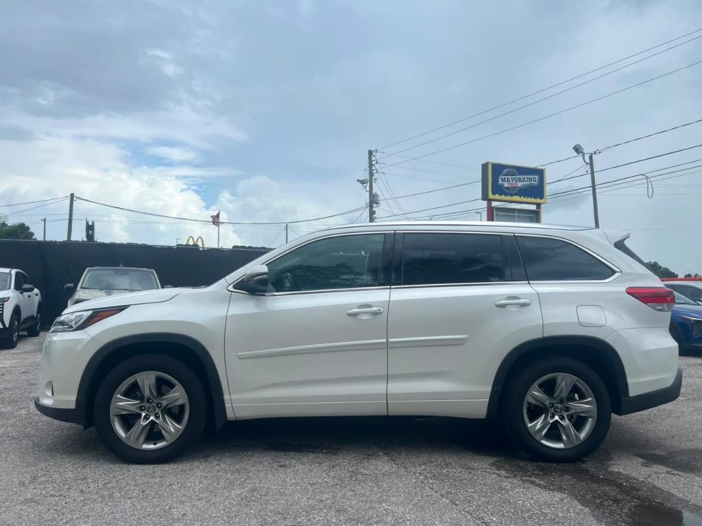 2019 Toyota Highlander - $26,500