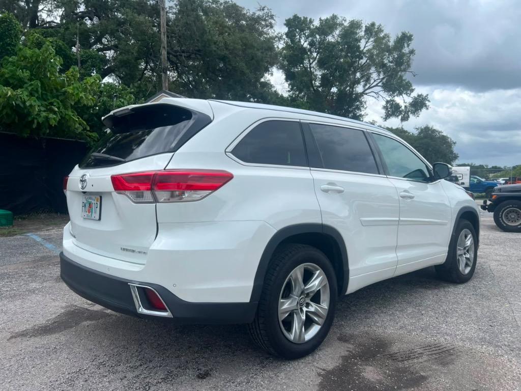 2019 Toyota Highlander - $26,500