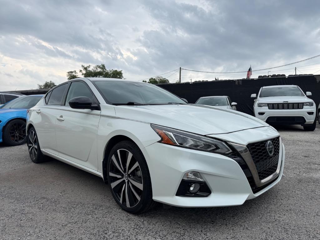 2022 Nissan Altima - $14,500