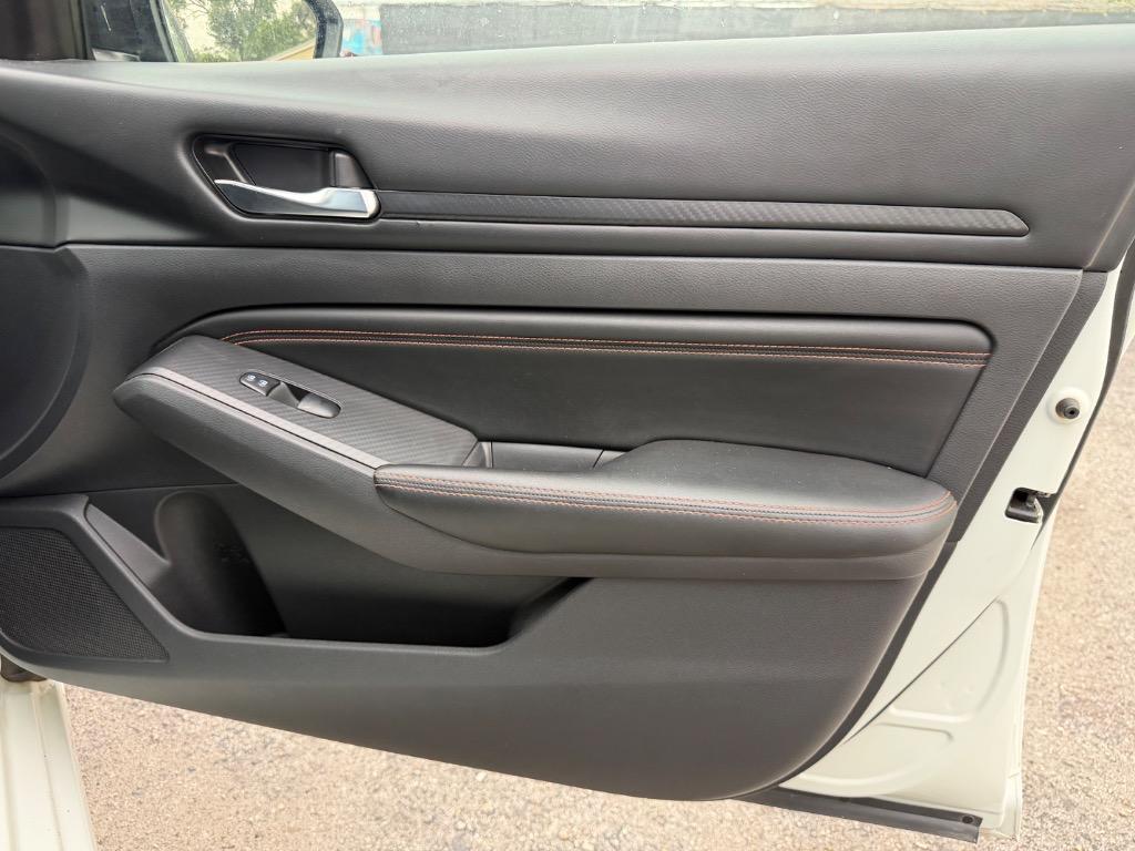 2022 Nissan Altima - $14,500