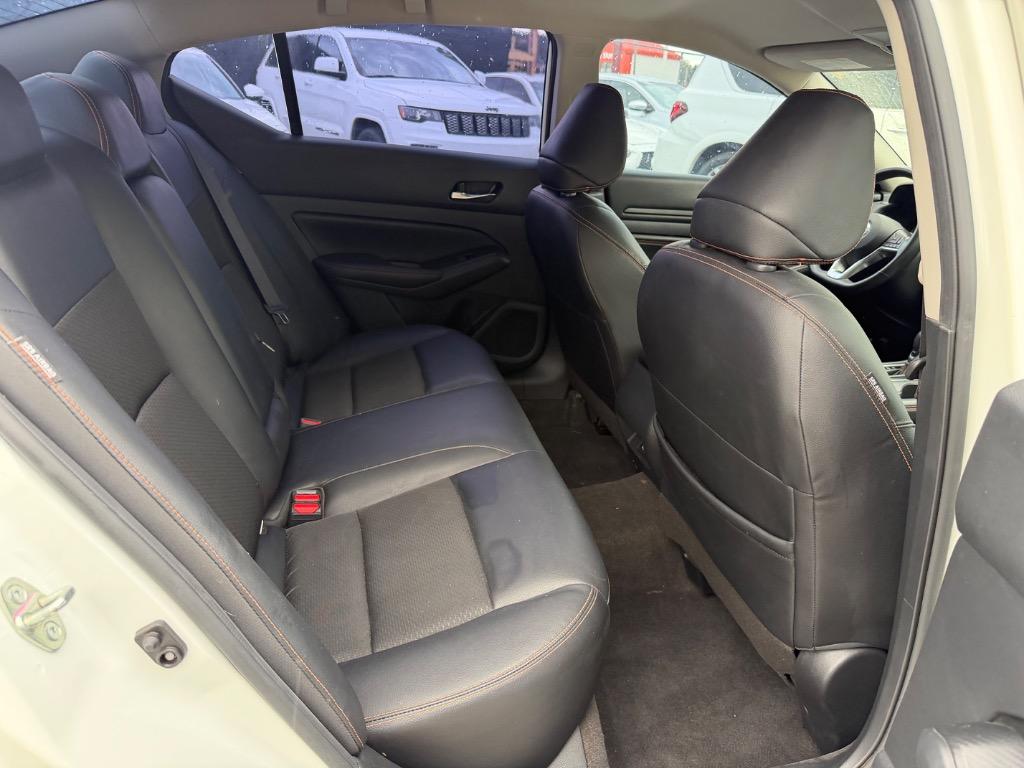 2022 Nissan Altima - $14,500