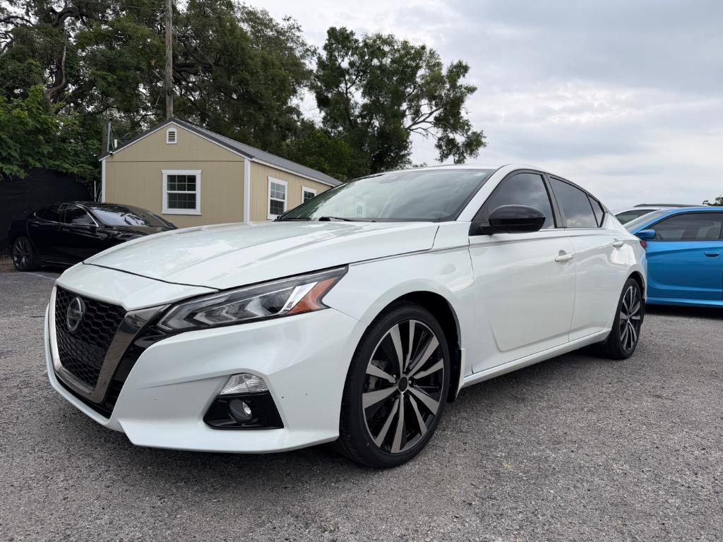 2022 Nissan Altima - $14,500