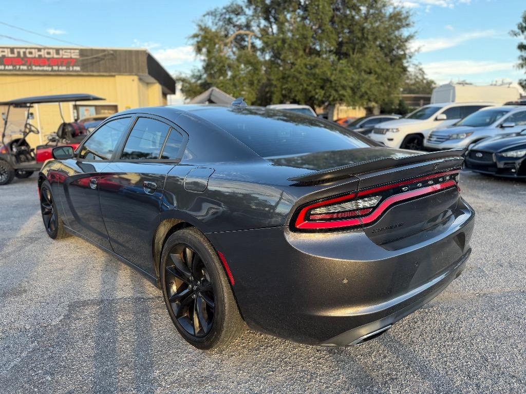 2017 Dodge Charger - $10,995