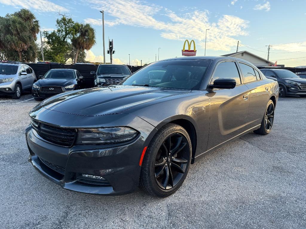 2017 Dodge Charger - $10,995