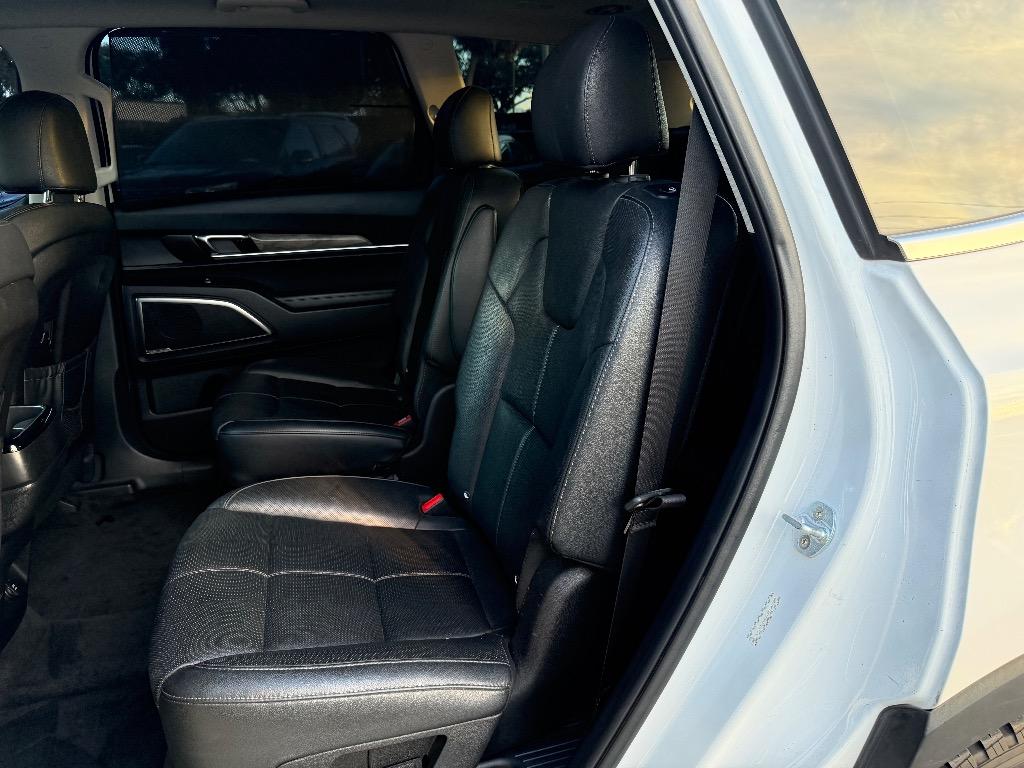2020 Kia Telluride - $18,990