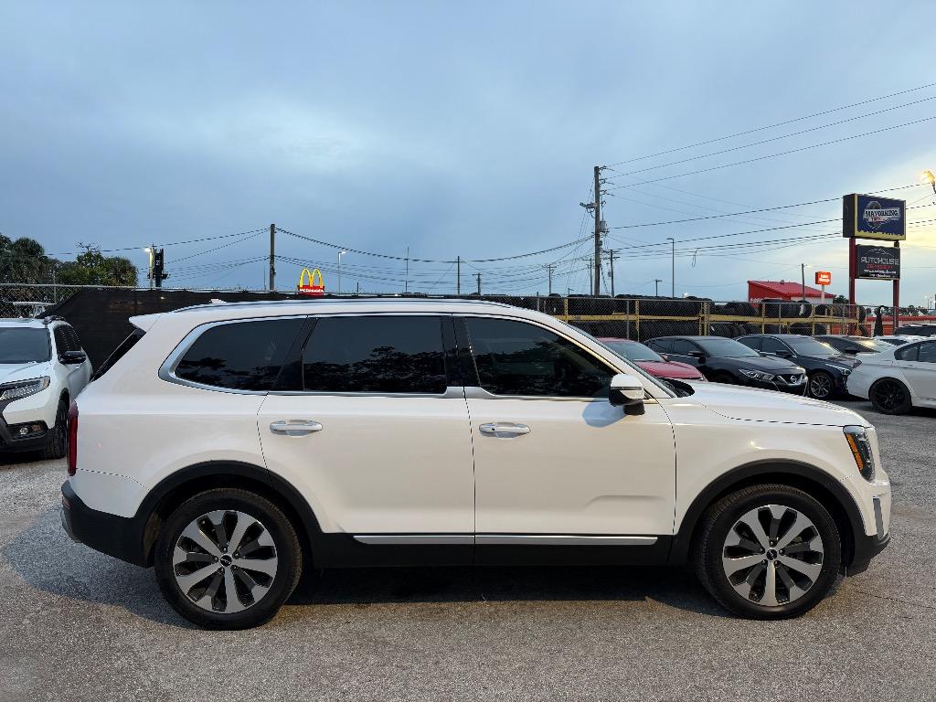 2022 Kia Telluride - $18,590