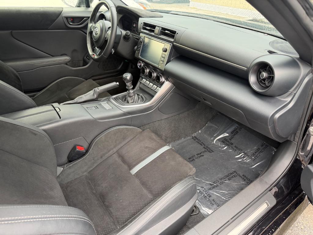 2023 Toyota 86 - $23,495