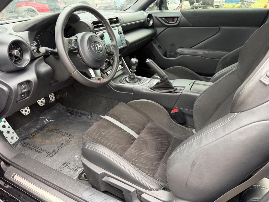 2023 Toyota 86 - $23,495