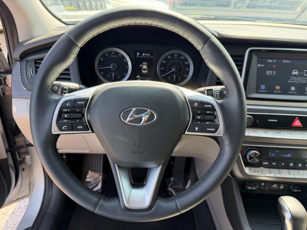 2019 Hyundai Sonata - $10,995