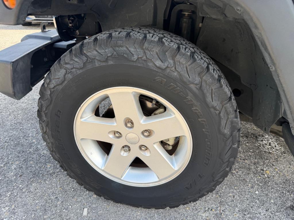 2014 Jeep Wrangler - $15,495