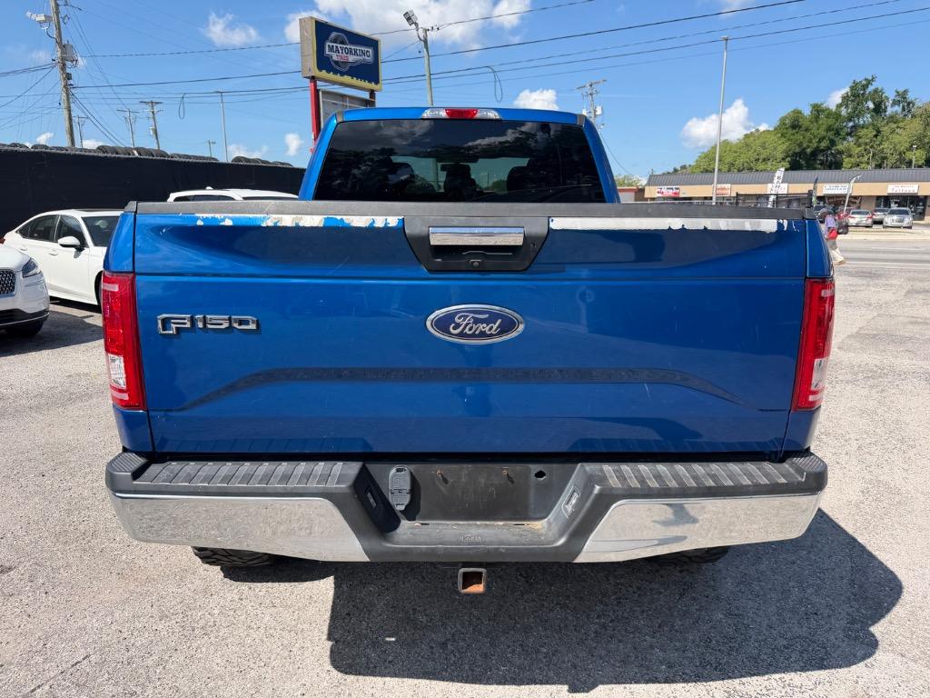 2017 Ford F-150 - $18,995