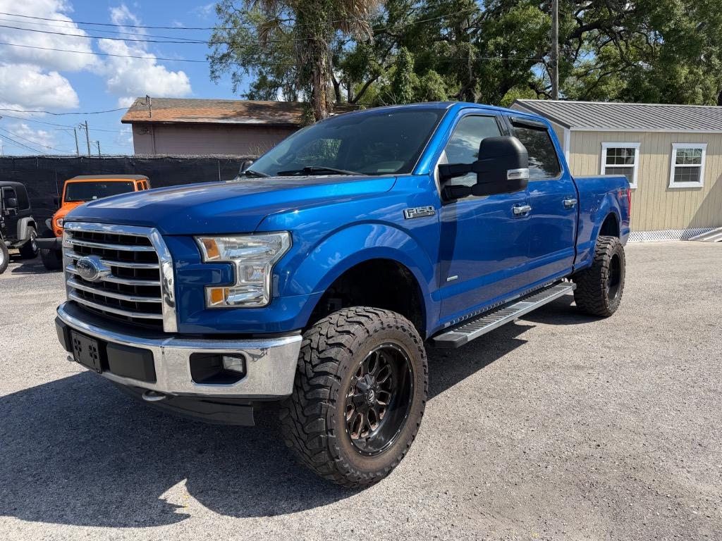 2017 Ford F-150 - $18,995