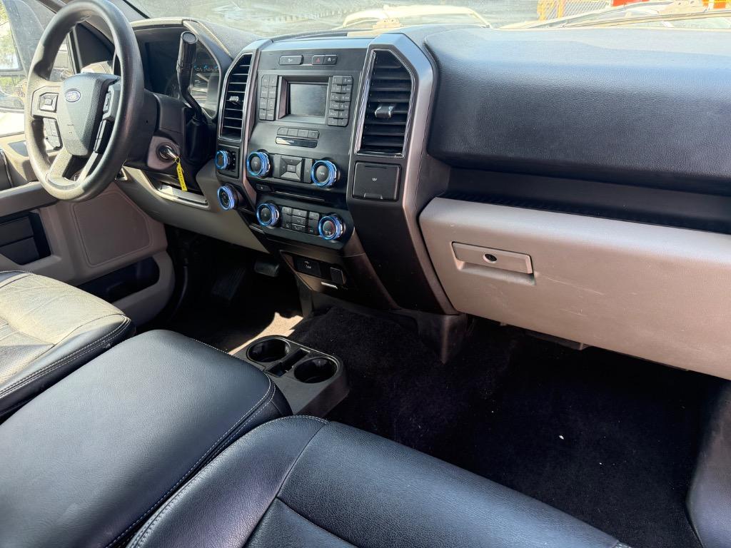 2017 Ford F-150 - $18,995