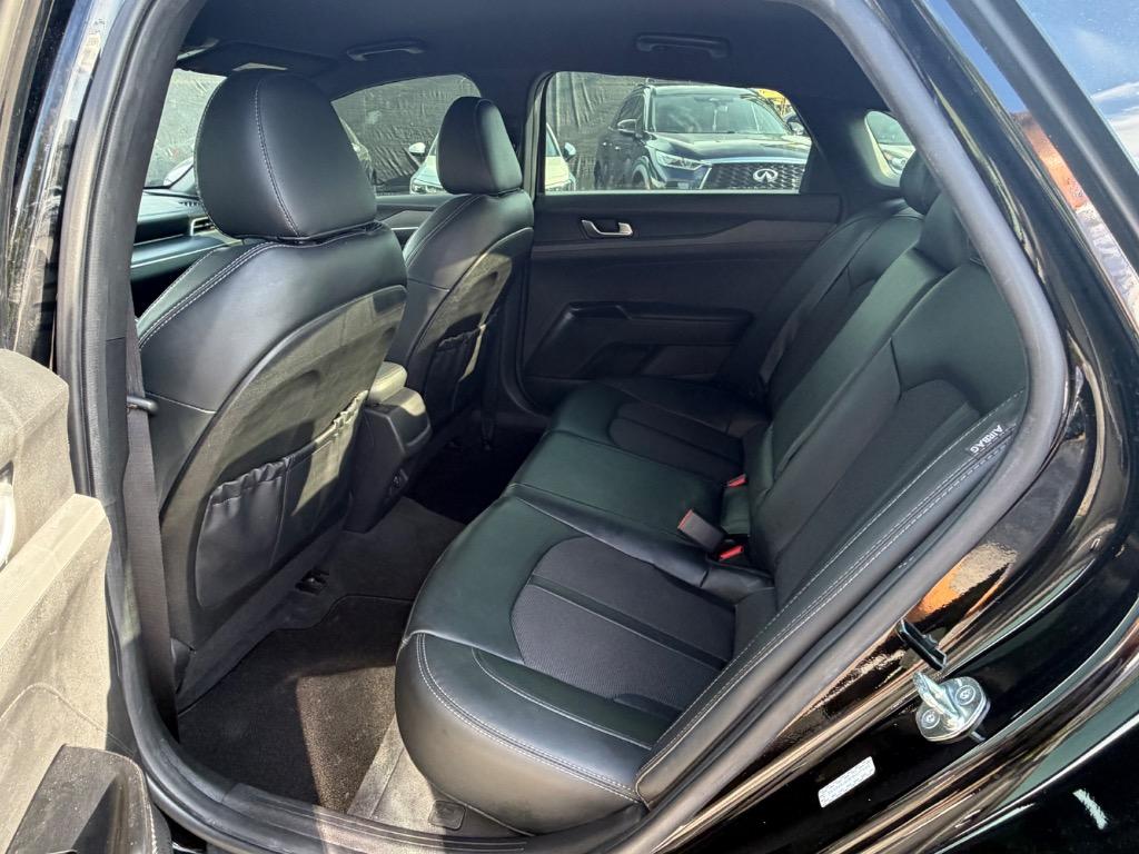 2023 Kia K5 - $17,995