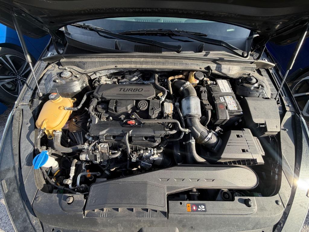 2023 Kia K5 - $17,995