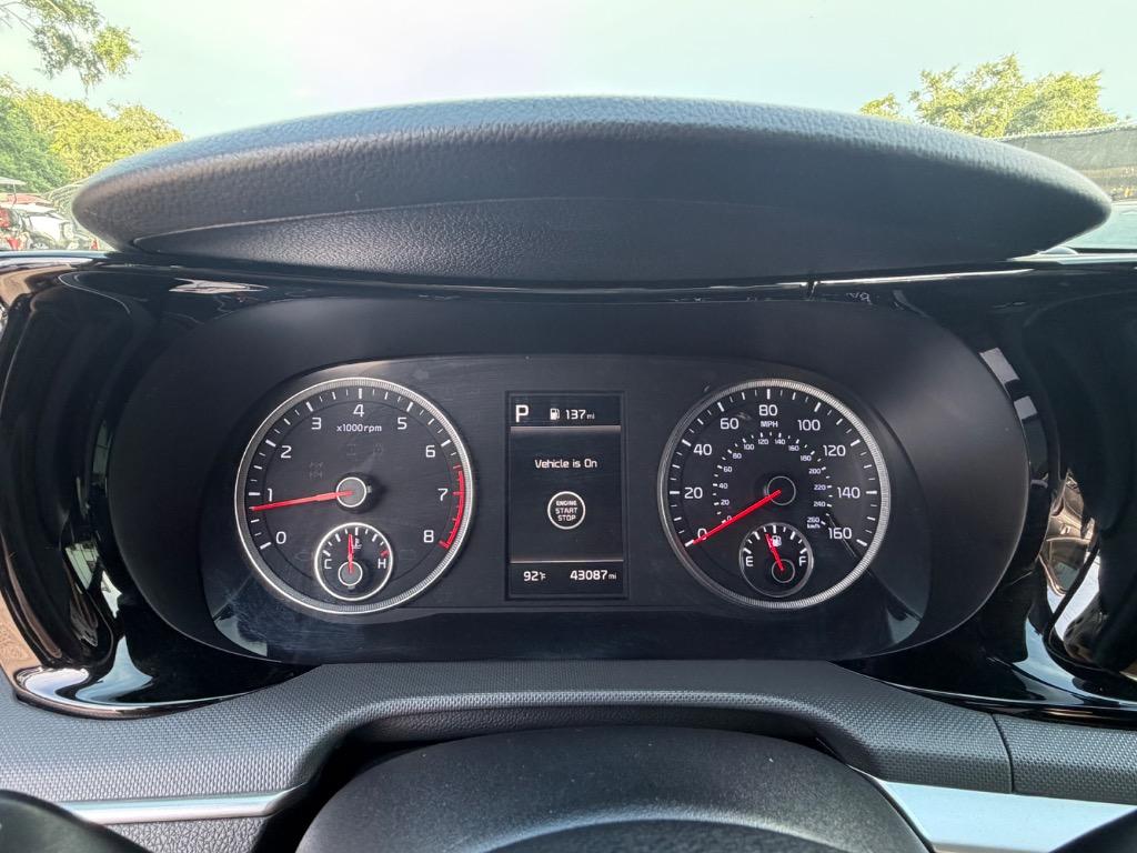 2023 Kia K5 - $17,995