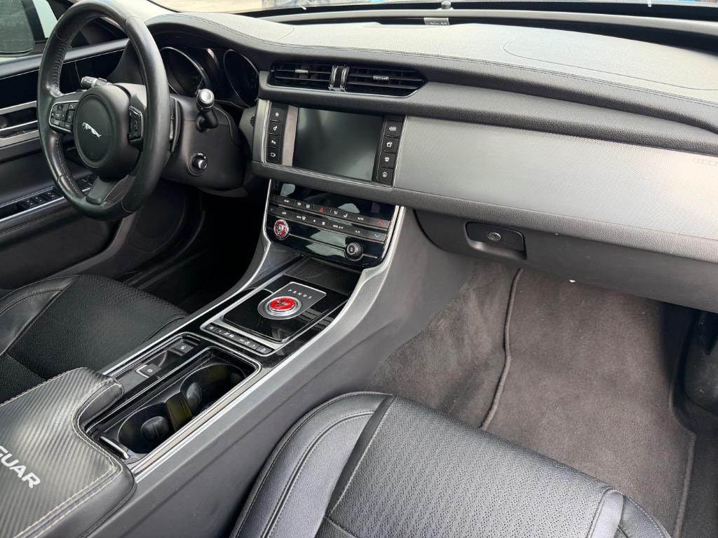 2016 Jaguar XF - $9,995