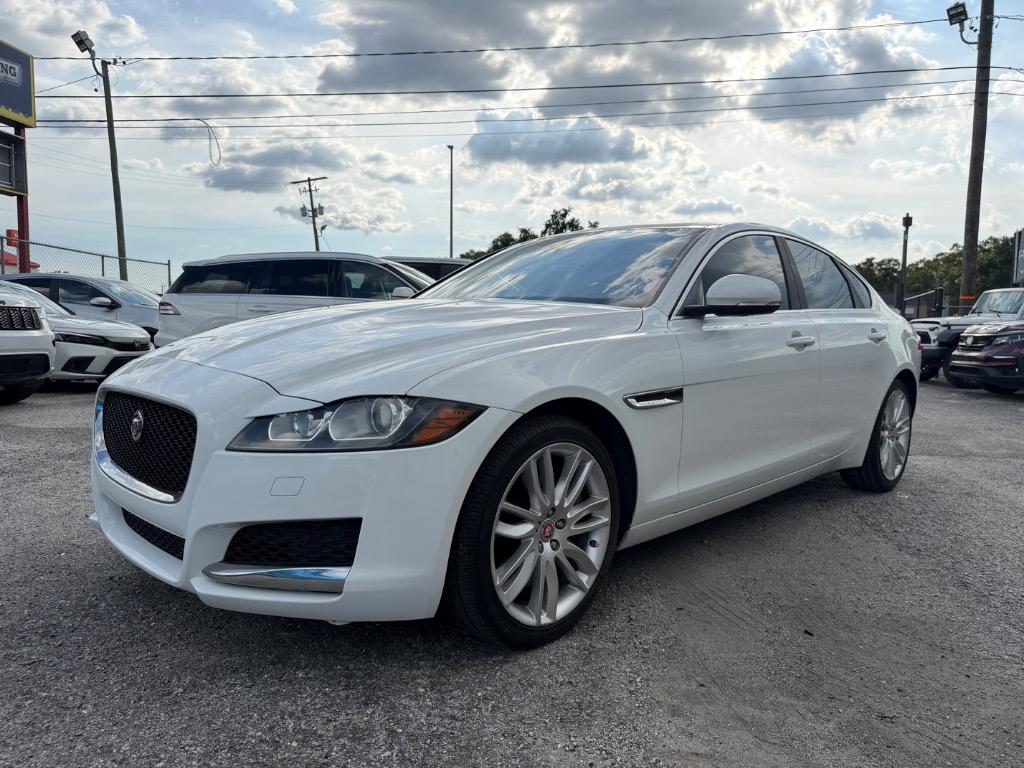 White 2016 Jaguar XF 35t Prestige AWD Sedan All-Wheel Drive Automatic