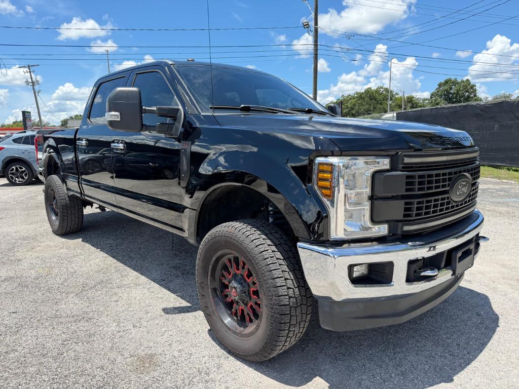 2018 Ford F-250 - $28,995