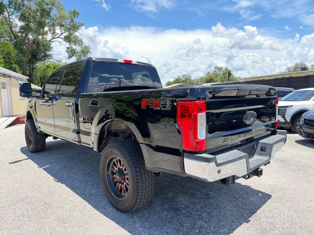 2018 Ford F-250 - $28,995