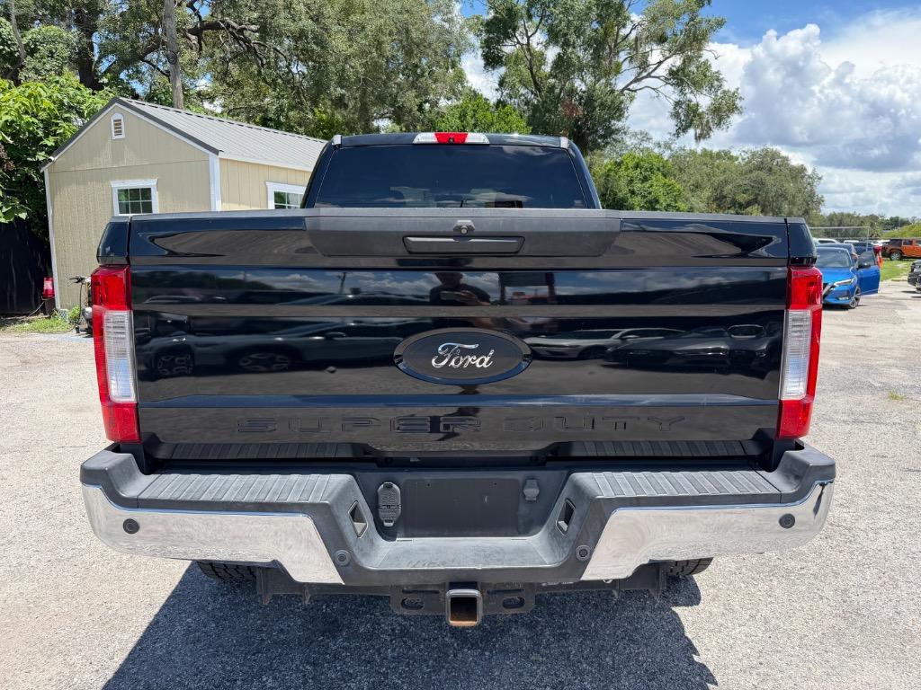2018 Ford F-250 - $28,995