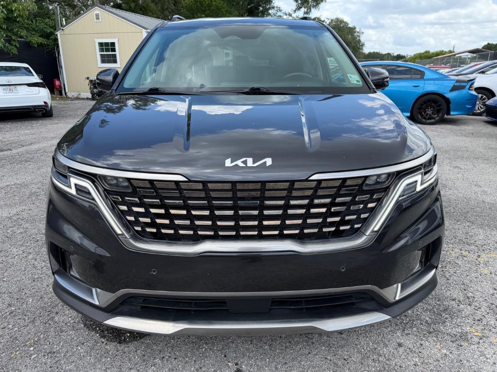2023 Kia Carnival - $25,990