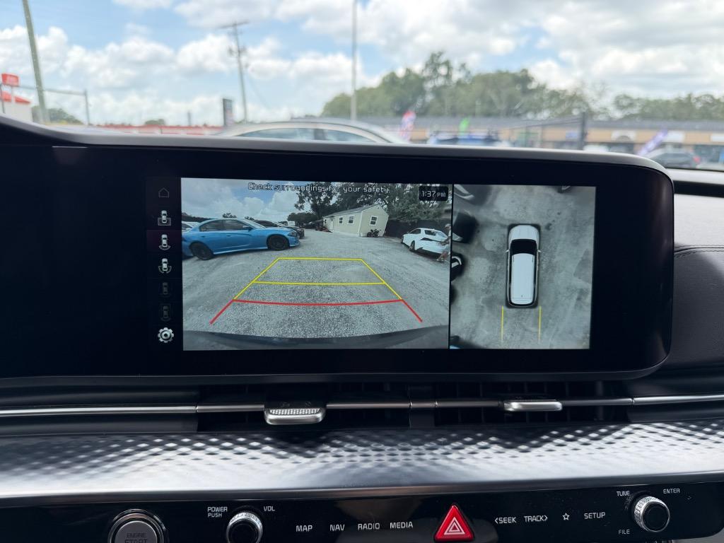 2023 Kia Carnival - $25,990