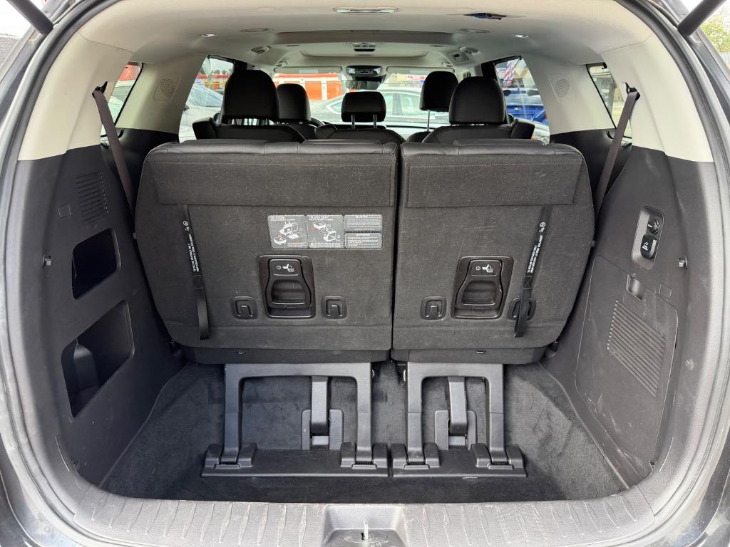 2023 Kia Carnival - $25,990