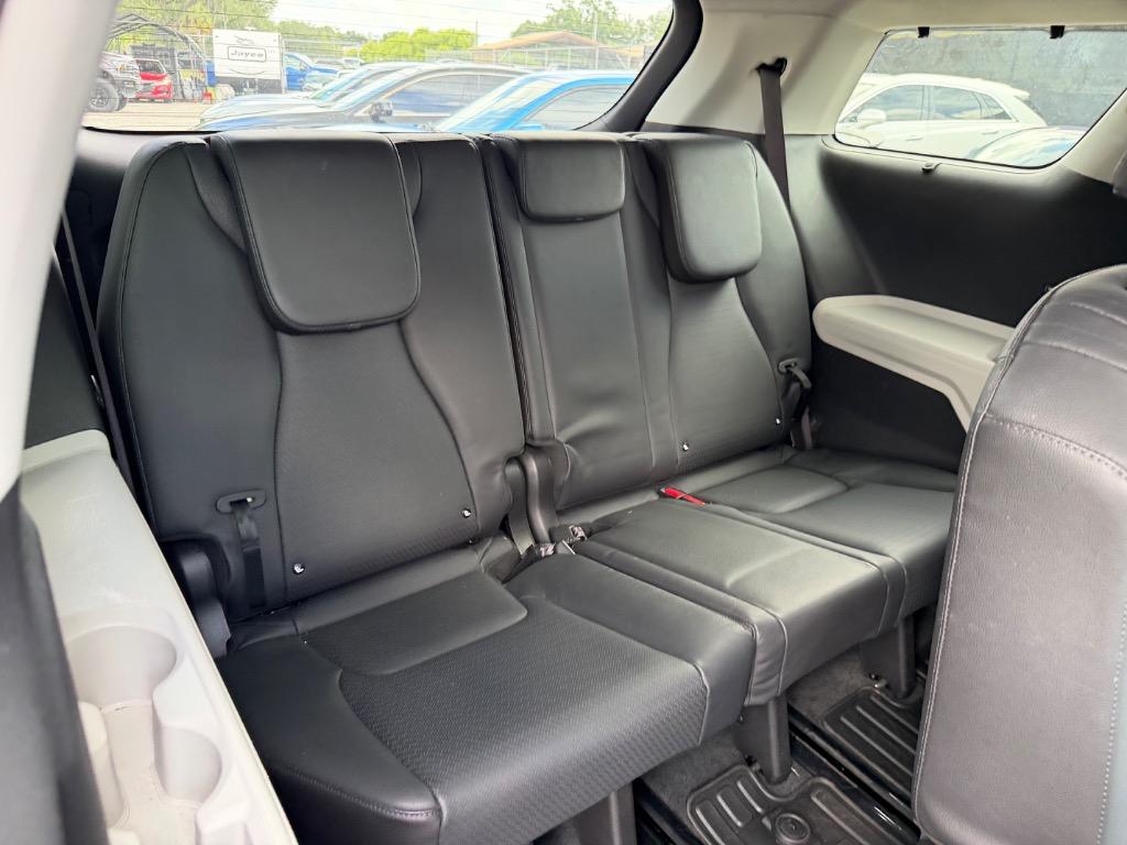 2023 Kia Carnival - $25,990