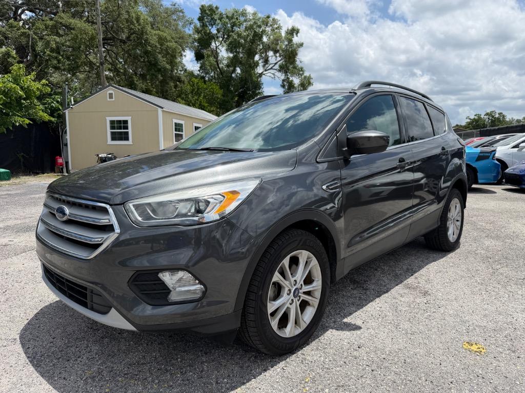 2018 Ford Escape - $9,990