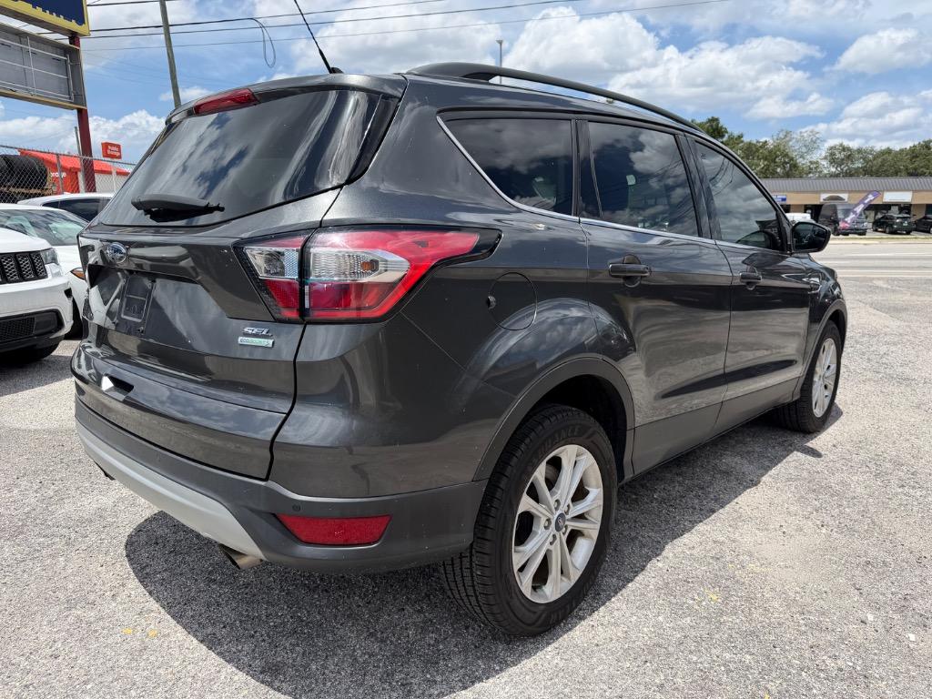 2018 Ford Escape - $9,990