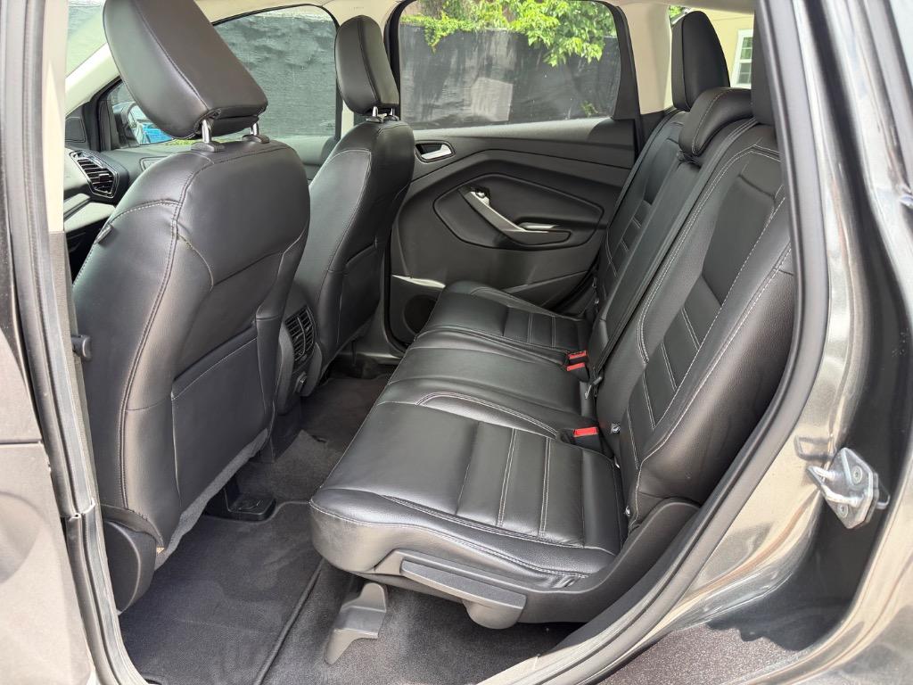 2018 Ford Escape - $9,990