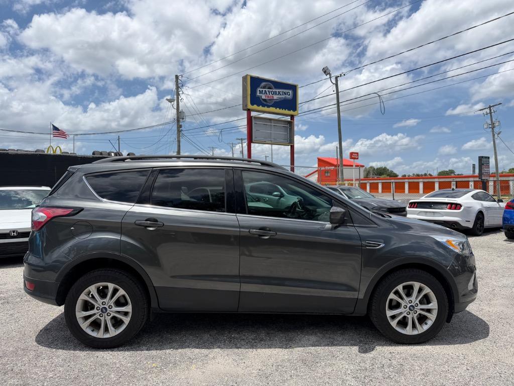 2018 Ford Escape - $9,990