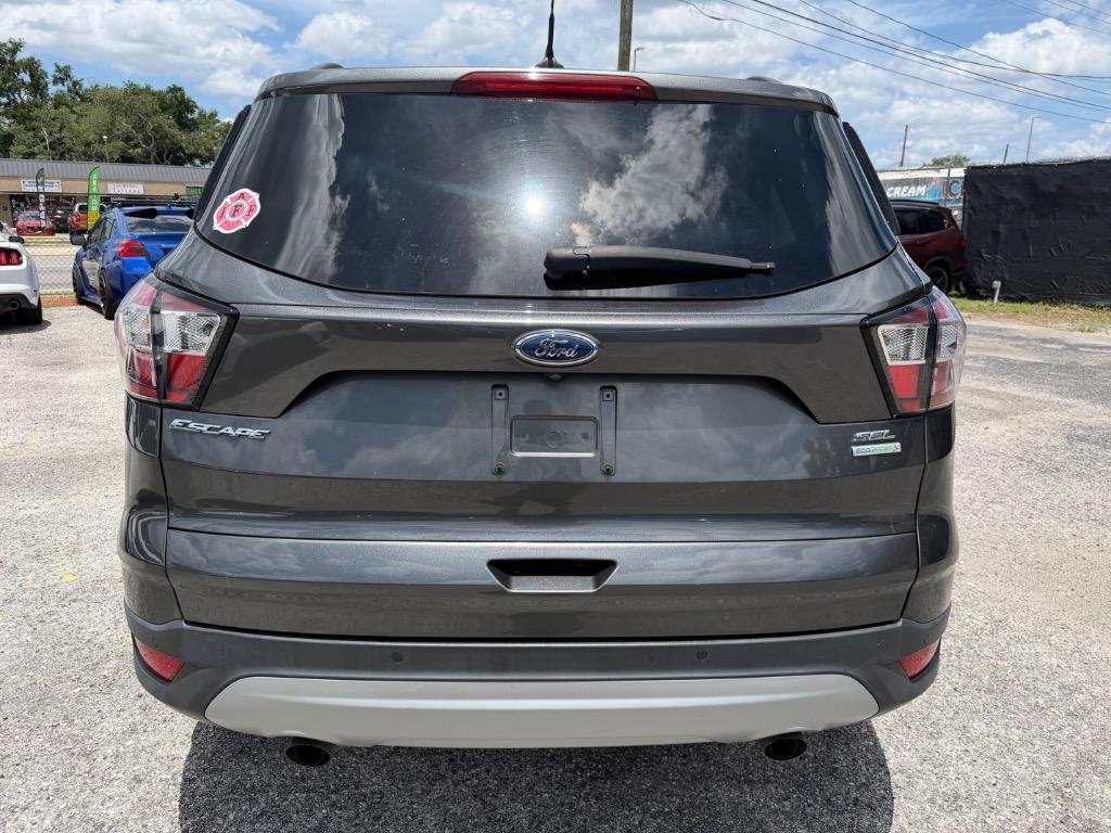 2018 Ford Escape - $9,990