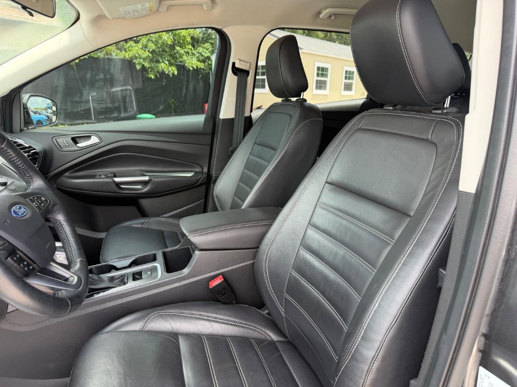 2018 Ford Escape - $9,990