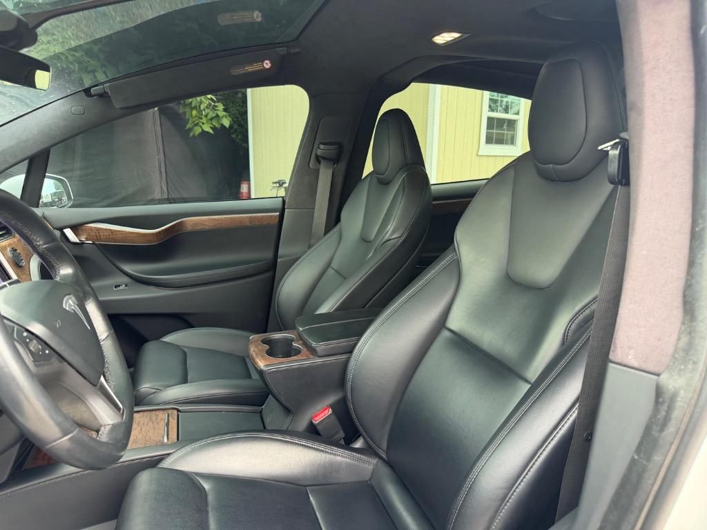 2020 Tesla Model X - $22,495